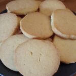 Cartoon danish food: Close-up of freshly baked Danish butter cookies, recipe inspired by The Simpsons, ready to eat.