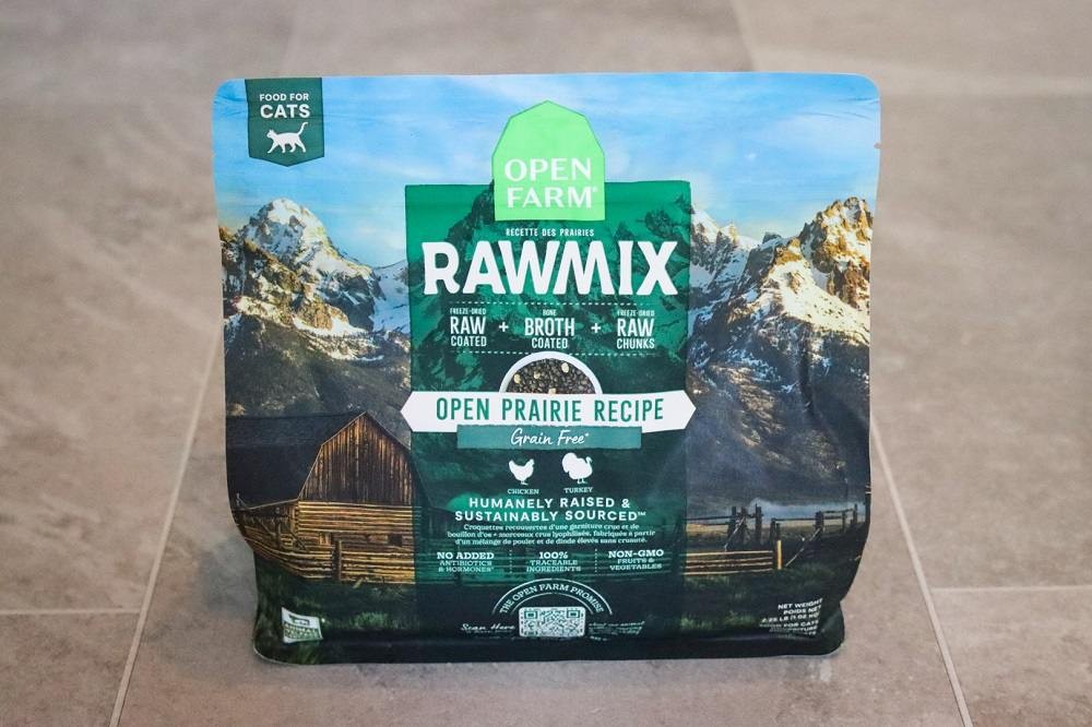 Close-up of Open Farm RawMix Open Prairie Recipe kibble and freeze-dried pieces