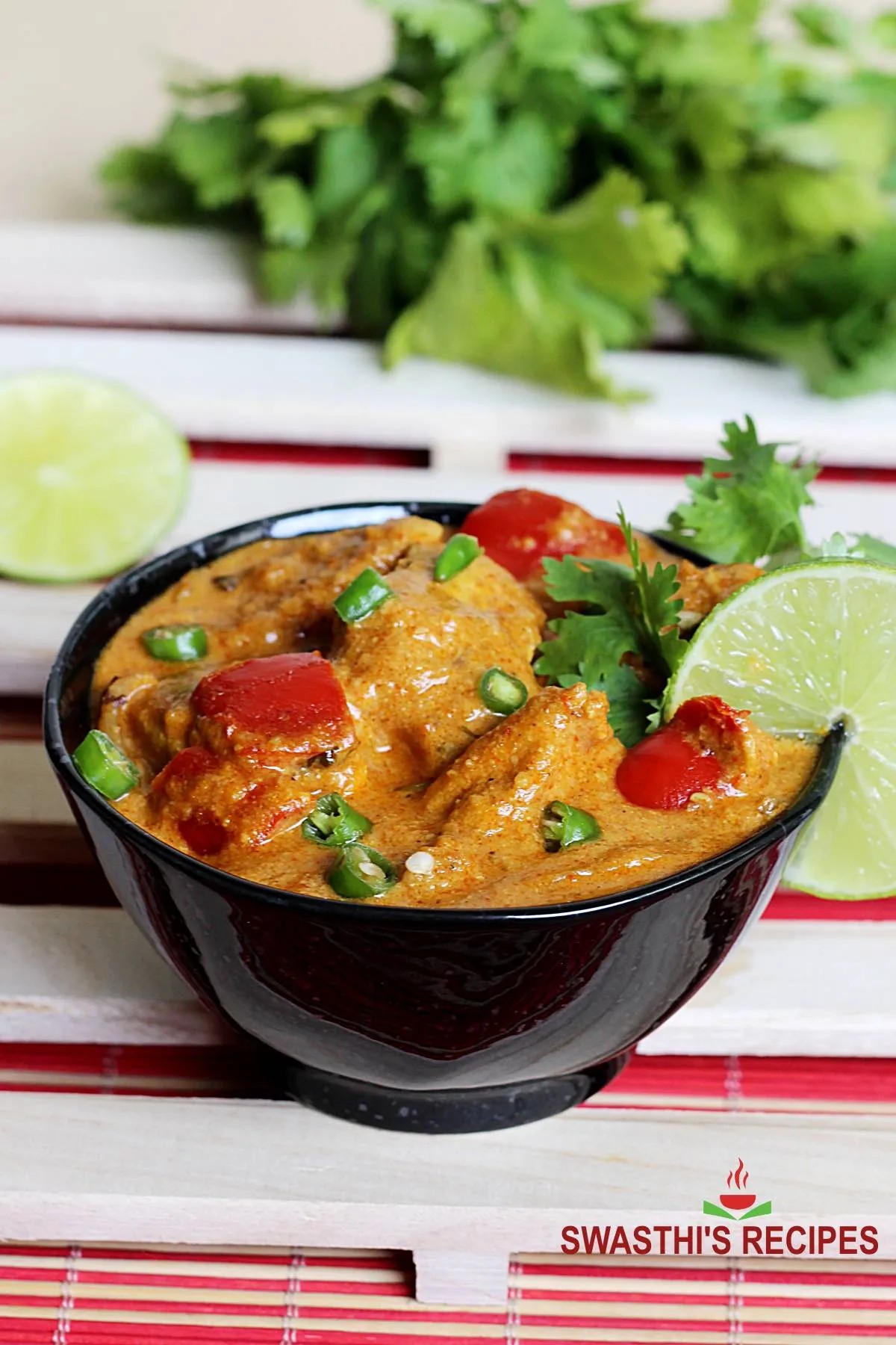 Indian chicken tikka masala with bell peppers