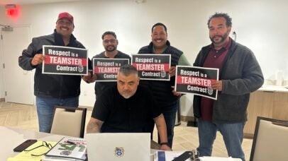 Teamsters Local 853 Drivers at US Foods Authorize Strike for Fair Contract