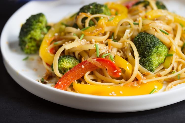 Stiry-fry vegetables are an easy, quick and satisfying healthy Chinese food
