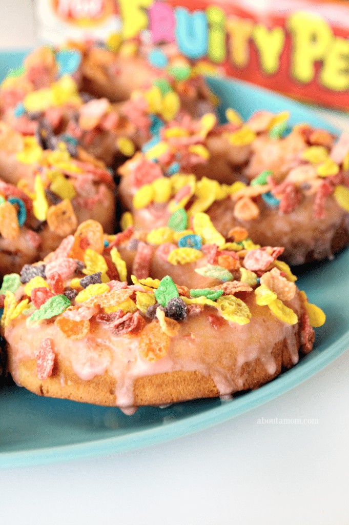 Fruity PEBBLESâ„¢ strawberry donuts recipe