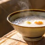 Hot breakfast porridge
