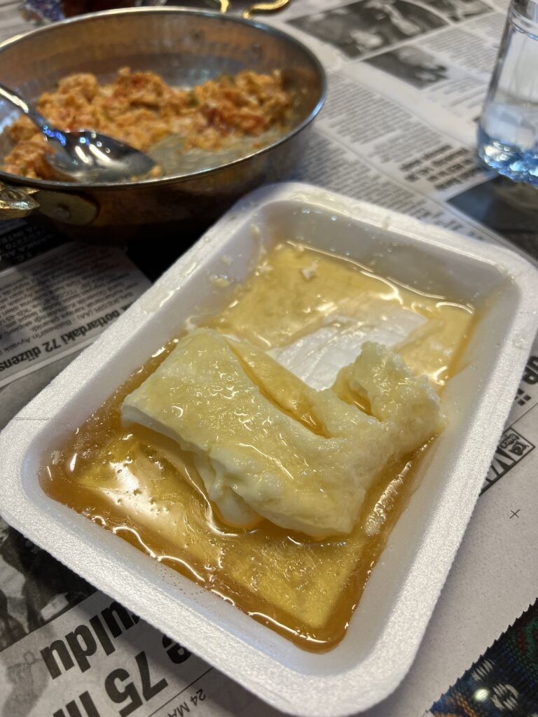 Bal Kaymak, clotted cream made from water buffalo milk, drizzled with honey and served with fresh bread