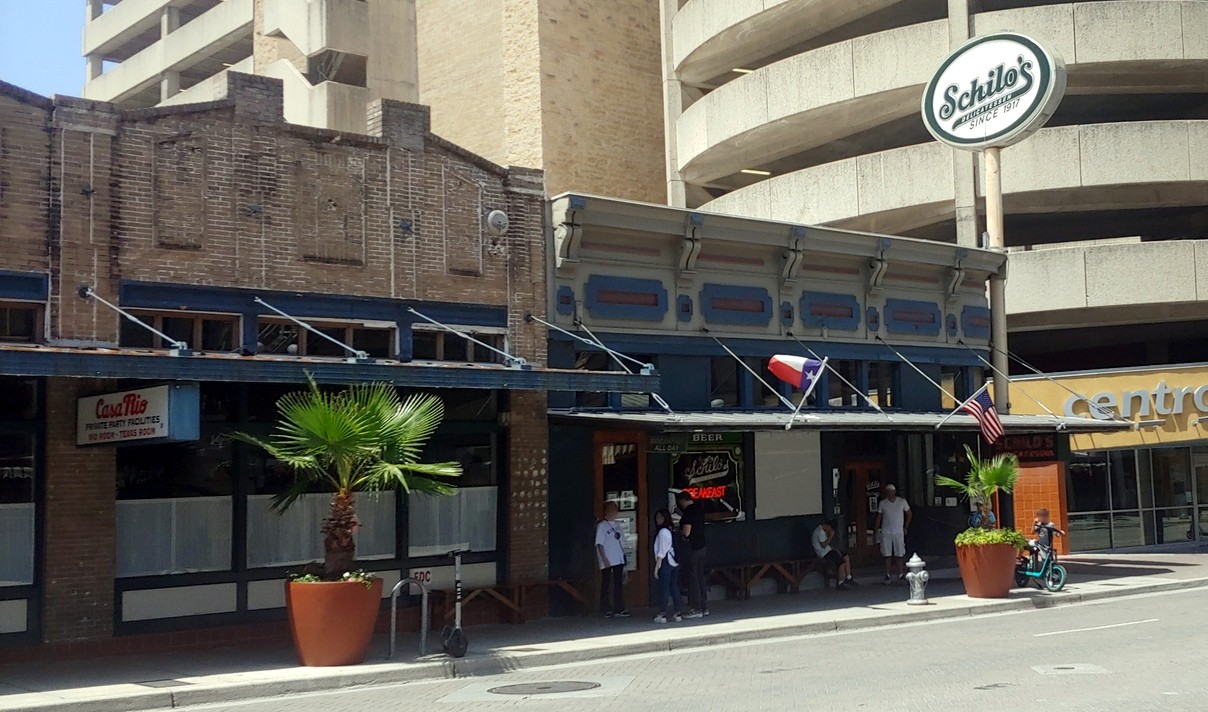 Schilo's historical facade