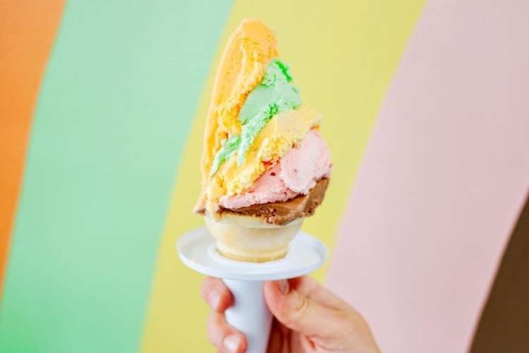Original Rainbow Cone serves some of the most iconic Chicago foods