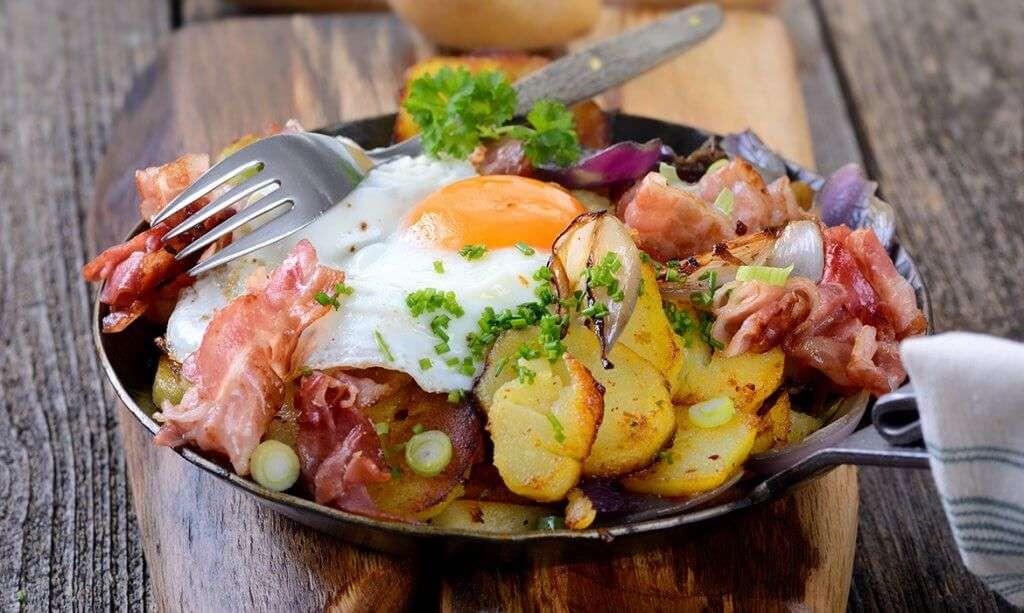 Tiroler Gröstl, a taste of Austrian food from the Alps