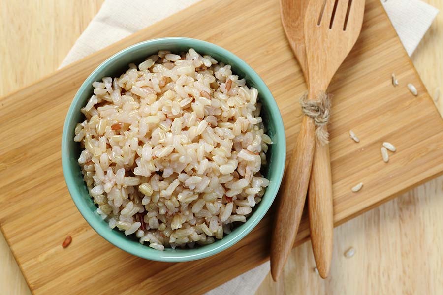 Steaming bowl of brown rice