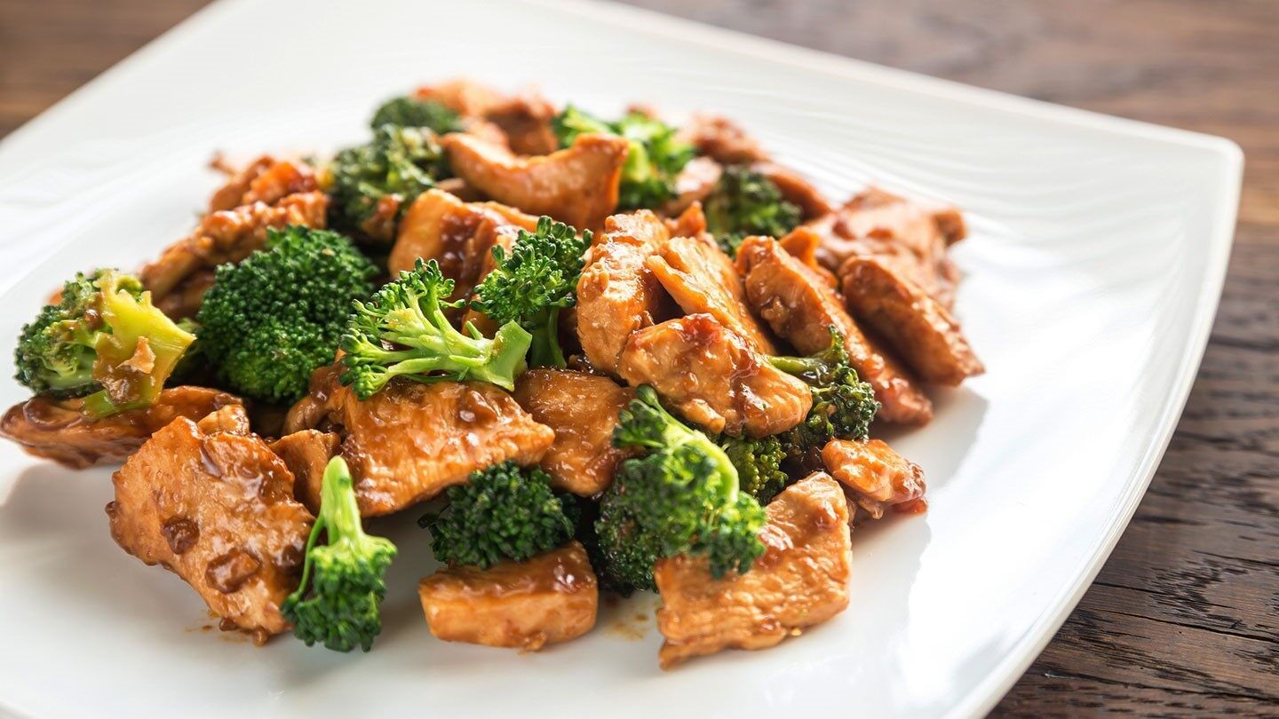 Steamed Chicken and Broccoli