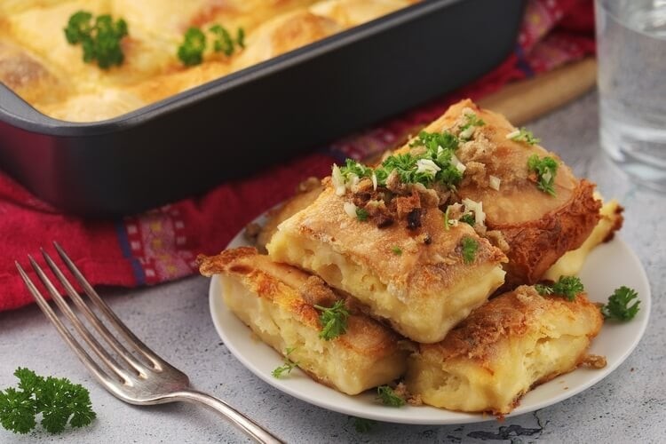 Zagorski štrukli, a traditional Croatian pastry filled with cheese