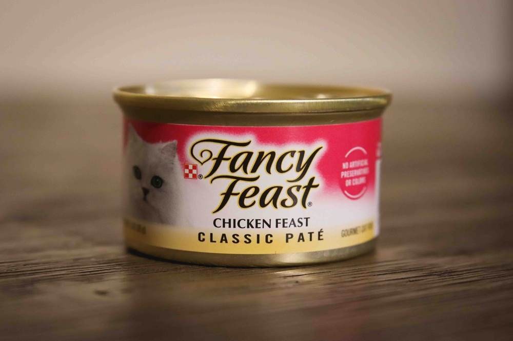 Image of Fancy Feast Wet Canned Cat Food Chicken Feast Classic Pate