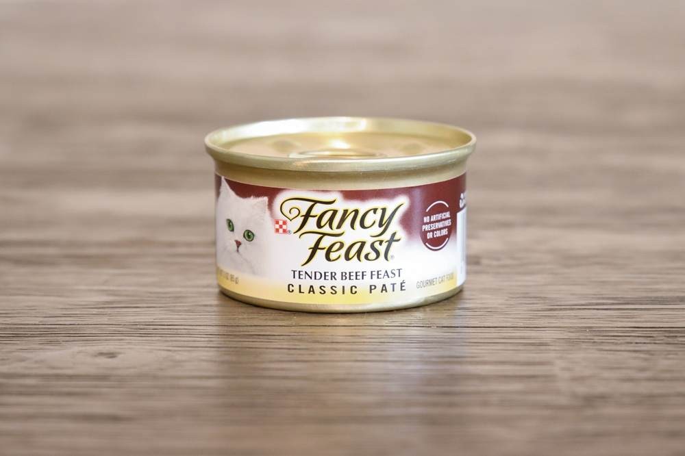 Fancy Feast Wet Canned Cat Food Tender Beef Feast Classic Pate-3