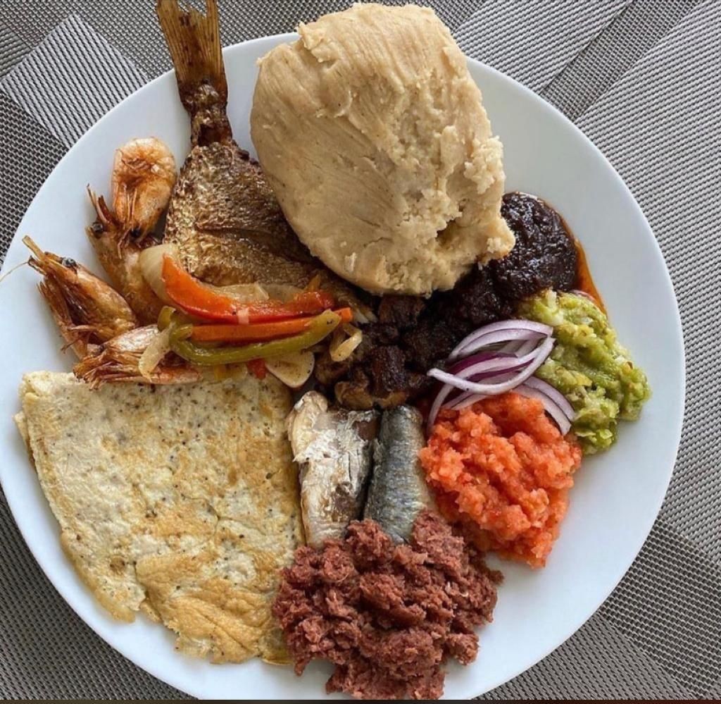 Ghanaian Kenkey with Fried Fish and Pepper Sauce