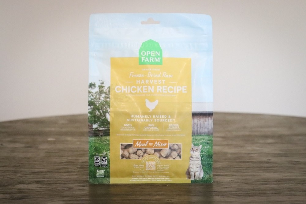 Close-up of Open Farm Freeze Dried Raw Harvest Chicken Cat Food kibble