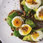 Spinach, kale, and collard greens are rich in antioxidants and fiber