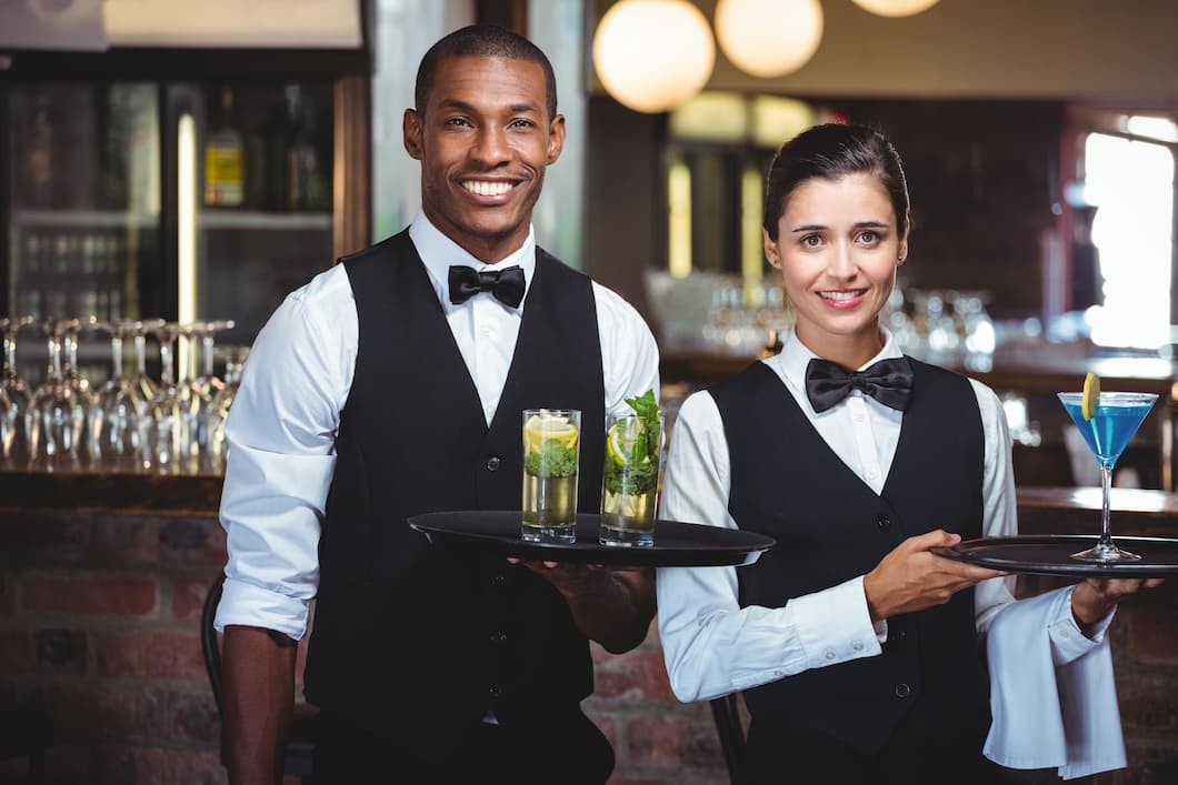 proper dresscode for food service employees