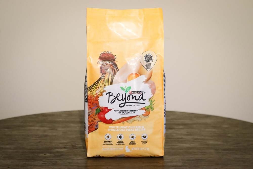 Purina Beyond White Meat Chicken & Egg Dry Kibble Cat Food