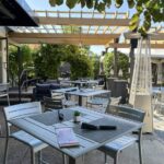 Outdoor Dining at Foods.edu.vn
